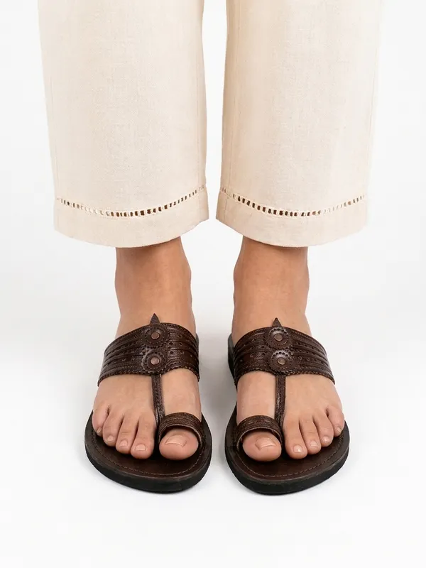 Brown_Ebony_Handmade__Kolhapuri_For_Women's_