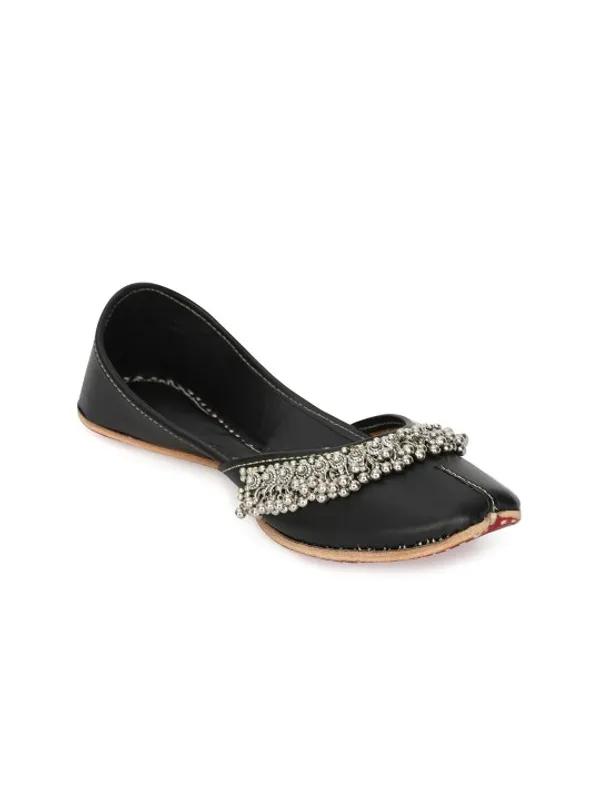 Black_Ghungroo_Payal_Jutti_For_Women