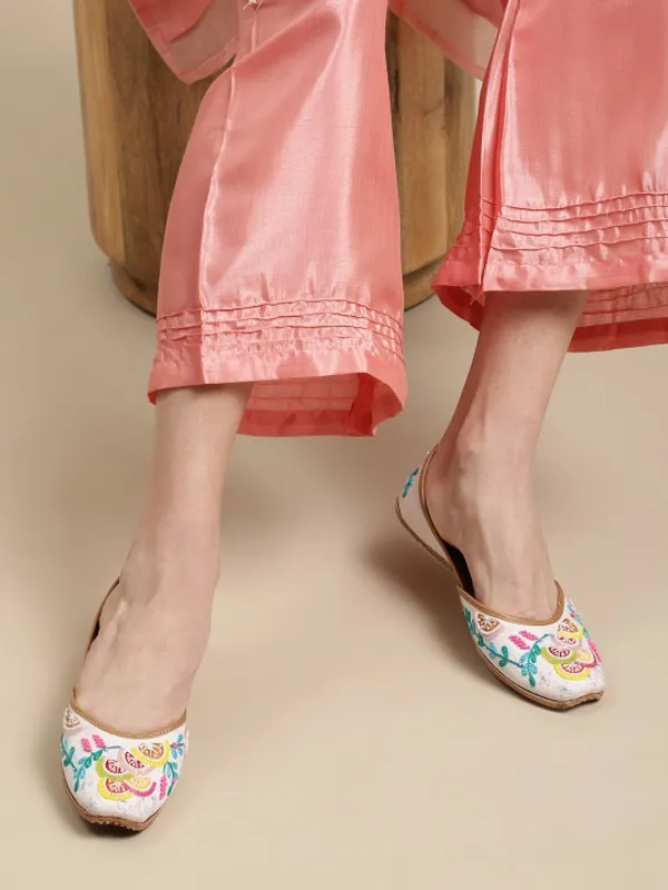 Handmade_Lemon_Mojari_–_Women’s_White_Embellished_Leather_Ethnic_Mojari_Flats