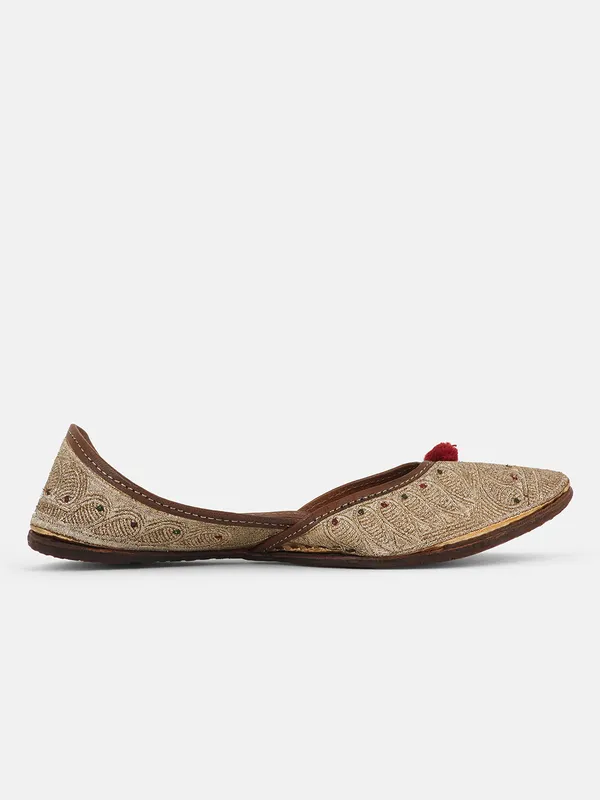 Handmade_Jarina_Jari_Jutti
