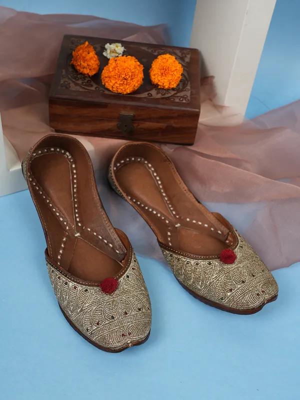 Handmade_Jarina_Jari_Jutti