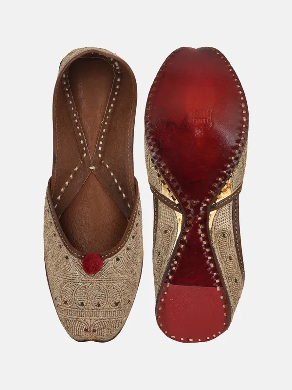 Handmade_Jarina_Jari_Jutti