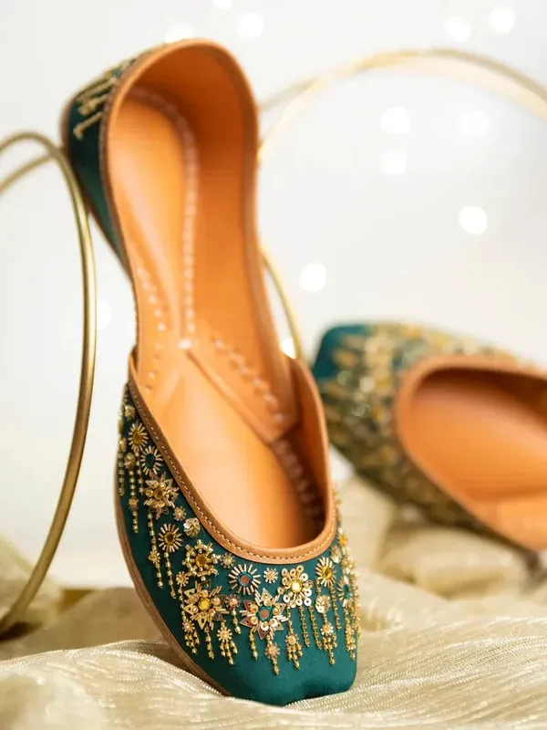 Riwaayat_Green_Handmade_Jutti