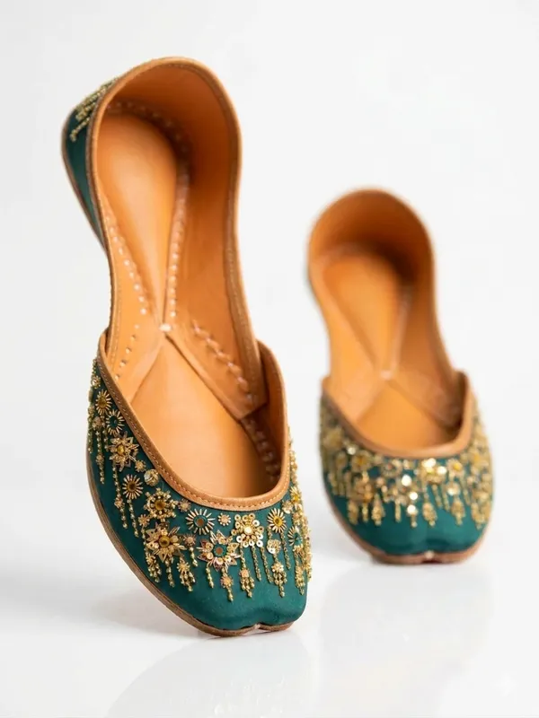 Riwaayat_Green_Handmade_Jutti