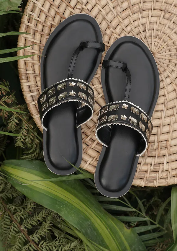Handmade_Black_Elephanta_Kolhapuri