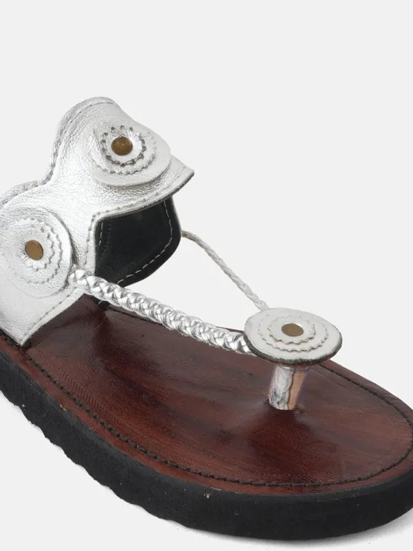 Handmade_Silver_Tikli_Kolhapuri_For_Women's