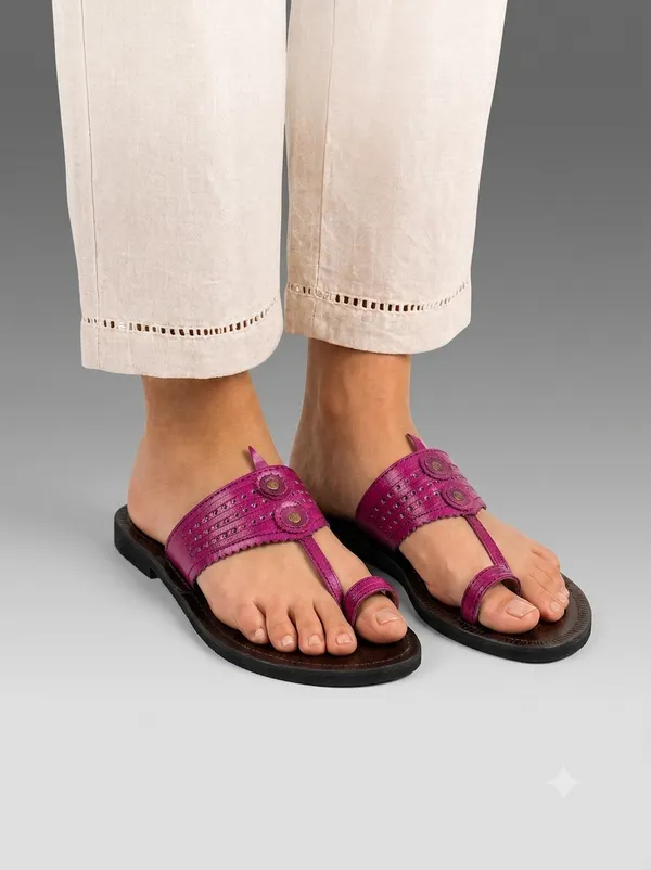 Pink_Ebony_Leather_Handcrafted_Flat_Sandal_For_Women_UrbanicIndia