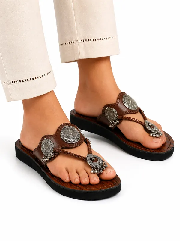 Brown_Jewell_Kolhapuri_for_Women's_