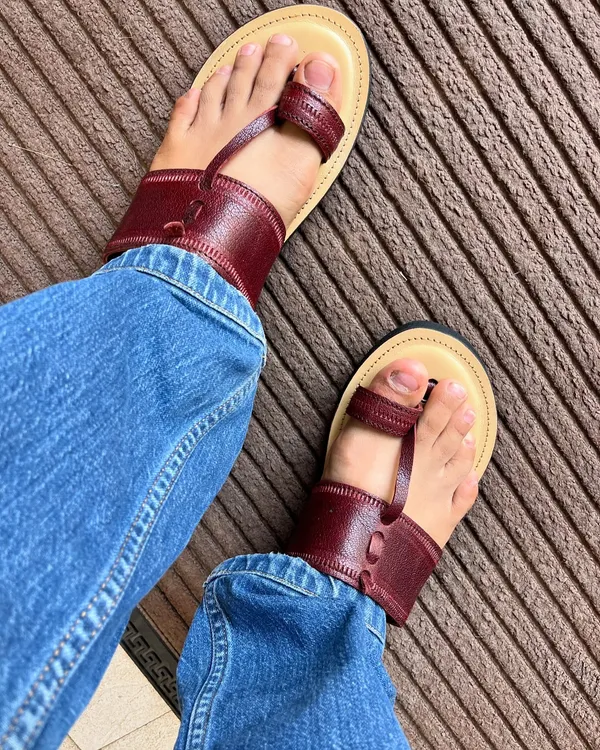 The_Classic_Cherry_Kolhapuri_|_Traditional_Style_Men's_Leather_Chappal
