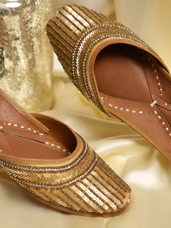 Handmade_UrbanicIndia_Pearl_Jutti_–_Women’s_Gold-Toned_Leather_Embellished_Mojari_Flats