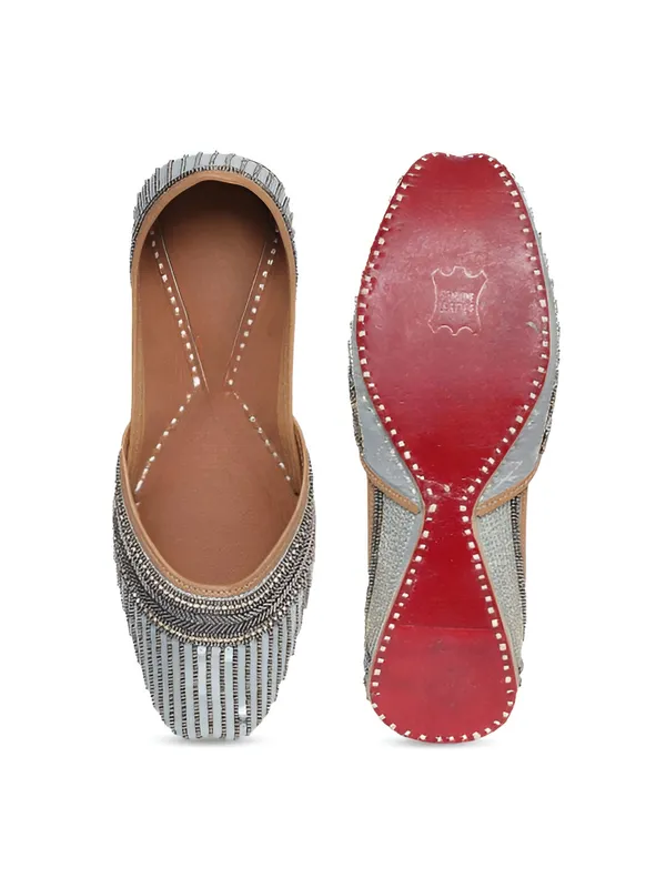 Handmade_UrbanicIndia_Pearl_Jutti_–_Women’s_Silver-Toned_Leather_Embellished_Mojari_Flats