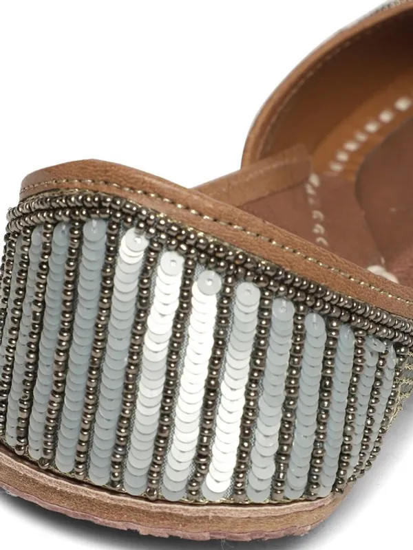 Handmade_UrbanicIndia_Pearl_Jutti_–_Women’s_Silver-Toned_Leather_Embellished_Mojari_Flats