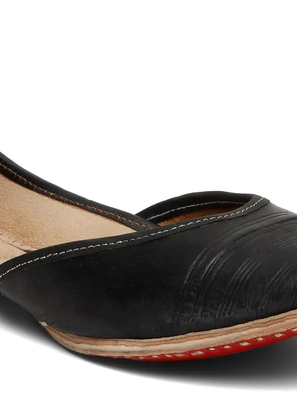 Handmade_Urbanico_Black_Leather_Handcrafted__Jutti_For_Women