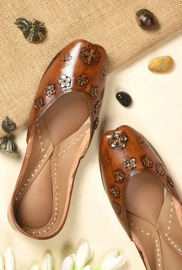 Urbanico_Flower_Jutti_For_Women