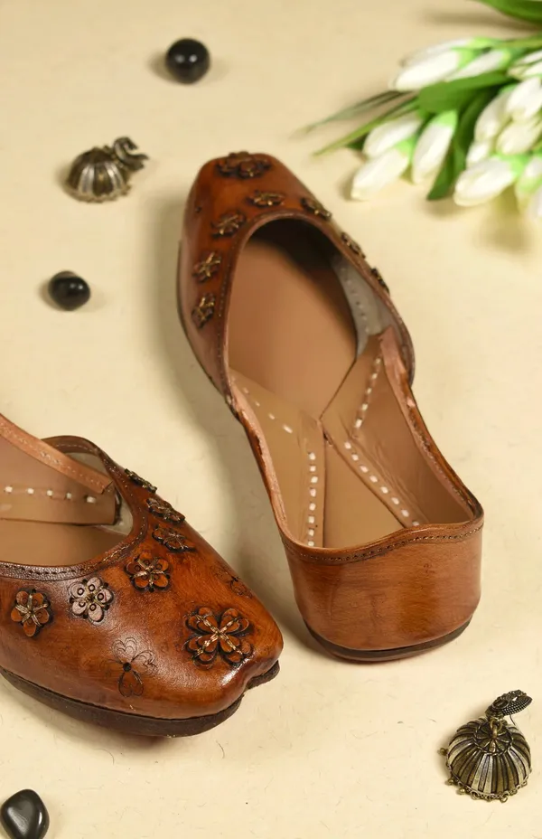Urbanico_Flower_Jutti_For_Women