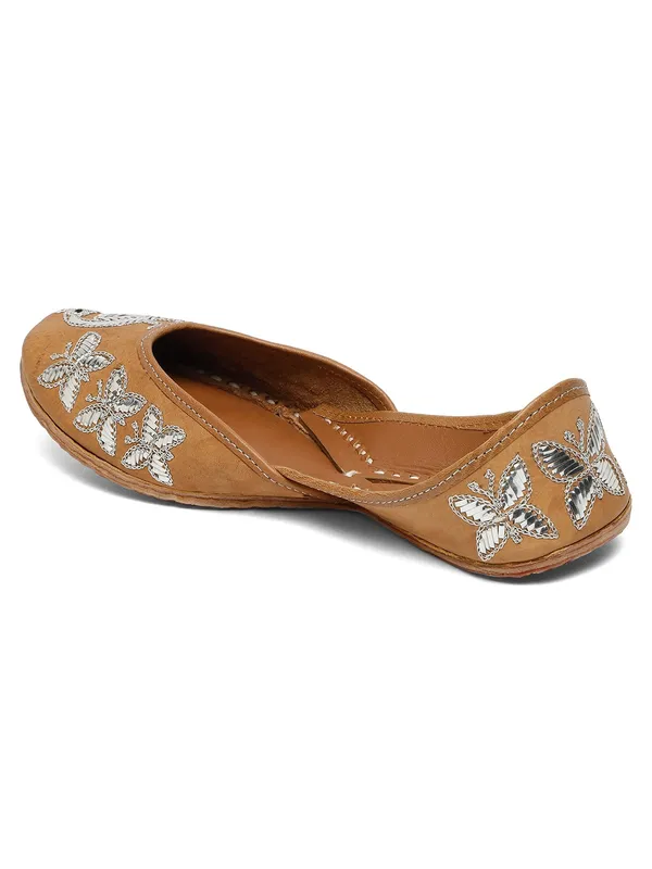 Mukaish_Peacock_Jutti_For_Women