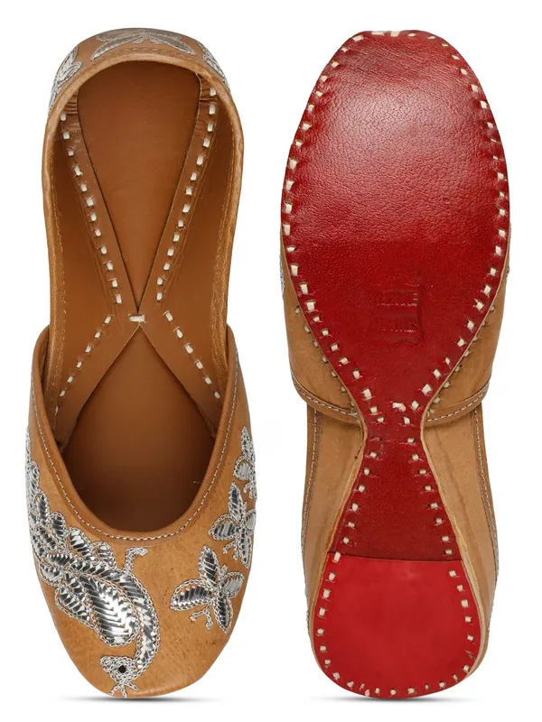 Mukaish_Peacock_Jutti_For_Women