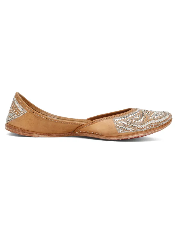 Mukaish_Peacock_Jutti_For_Women