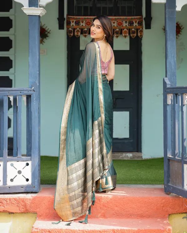 Enchanting_Forest_Green_Plain_Chiffon_Saree_with_Gold_Zari_Border,_Floral_Printed_Blouse_&_Tassel_Details