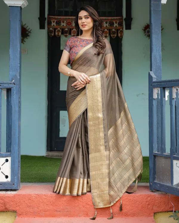 Elegant_Olive_Brown_Plain_Chiffon_Saree_with_Gold_Zari_Border,_Paisley_Printed_Blouse_&_Tassel_Detailing