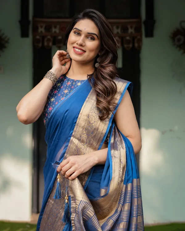 Royal_Blue_Plain_Chiffon_Saree_with_Gold_Zari_Border,_Geometric_Printed_Blouse_&_Tassel_Detailing