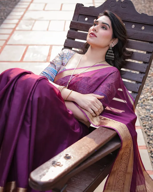 Majestic_Plum_Plain_Chiffon_Saree_with_Gold_Zari_Border,_Printed_Designer_Blouse_&_Tassel_Detailing