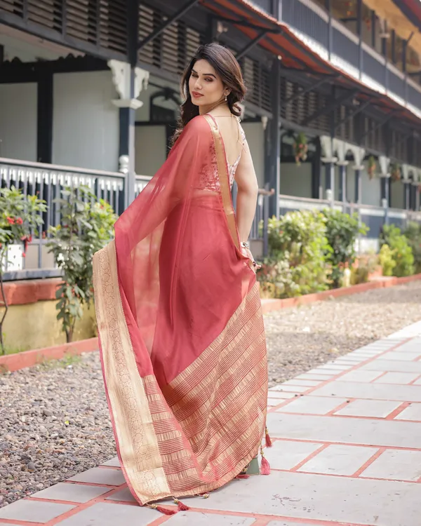 Elegant_Maroon_Plain_Chiffon_Saree_with_Gold_Zari_Border,_Designer_Printed_Blouse_&_Tassel_Detailing