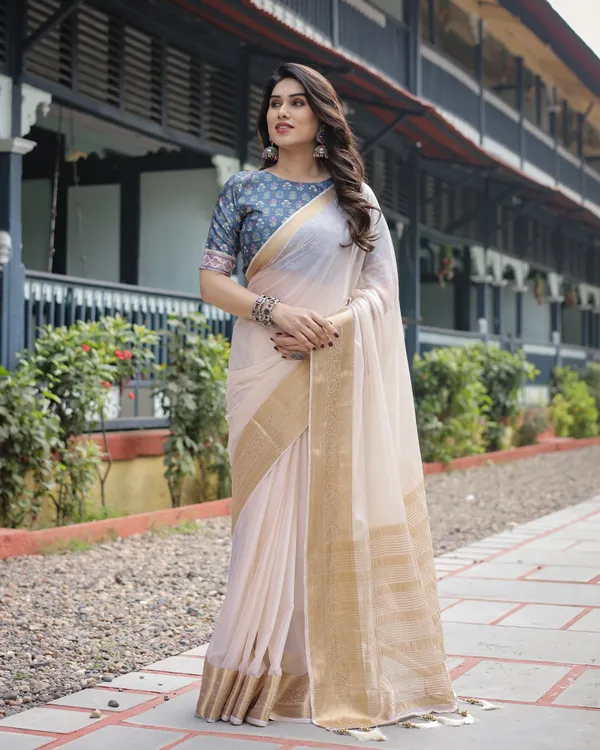 Ivory_White_Plain_Chiffon_Saree_with_Gold_Zari_Border,_Floral_Printed_Blouse_&_Tassel_Detailing