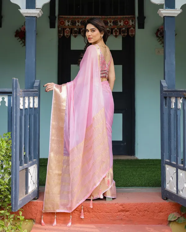 Blush_Pink_Plain_Chiffon_Saree_with_Gold_Zari_Border,_Floral_Printed_Blouse_&_Tassel_Finishing