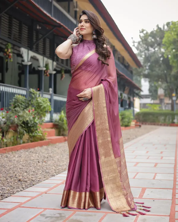 Sophisticated_Mauve_Plain_Chiffon_Saree_with_Gold_Zari_Border,_Matching_Printed_Blouse_&_Tassel_Detailing