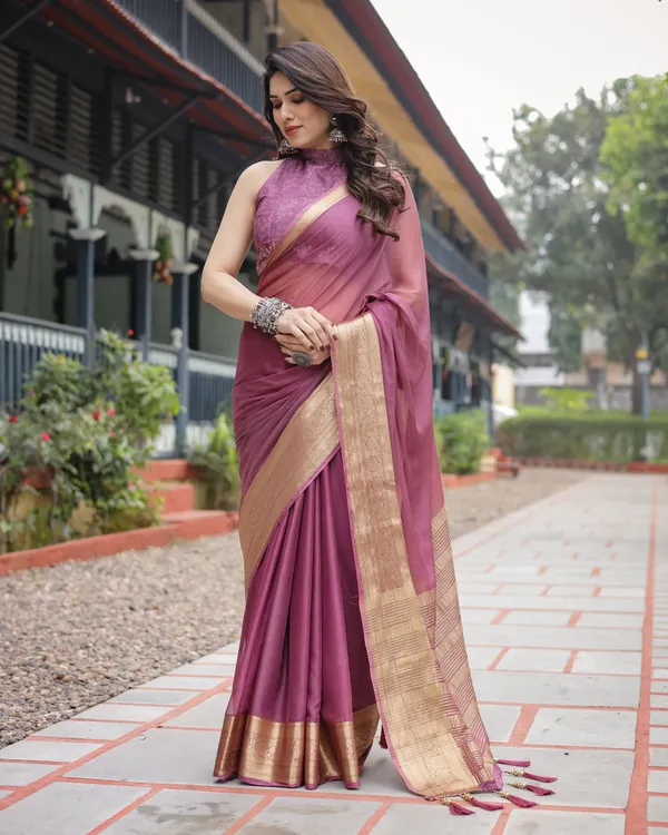 Sophisticated_Mauve_Plain_Chiffon_Saree_with_Gold_Zari_Border,_Matching_Printed_Blouse_&_Tassel_Detailing
