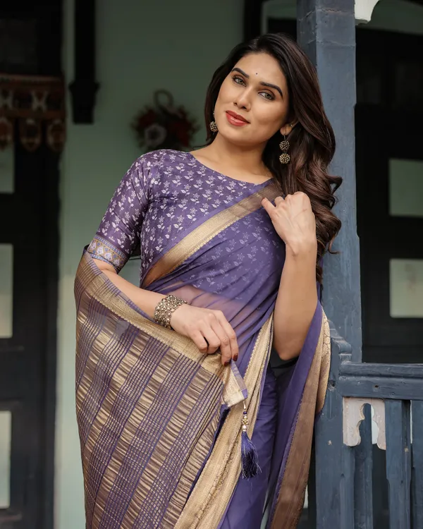 Deep_Violet_Plain_Chiffon_Saree_with_Gold_Zari_Border,_Floral_Printed_Blouse_&_Tassel_Detailing