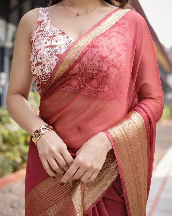 Elegant_Maroon_Plain_Chiffon_Saree_with_Gold_Zari_Border,_Designer_Printed_Blouse_&_Tassel_Detailing