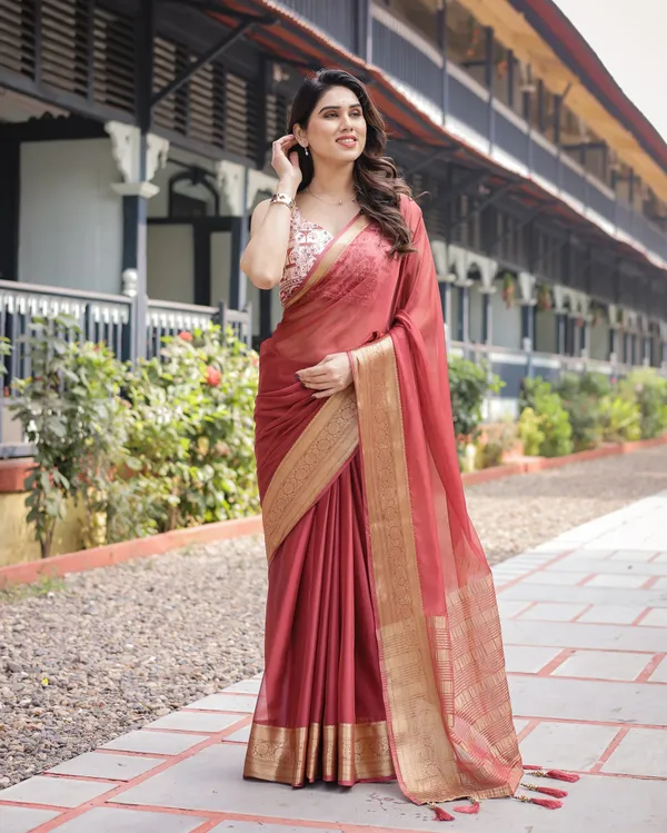 Elegant_Maroon_Plain_Chiffon_Saree_with_Gold_Zari_Border,_Designer_Printed_Blouse_&_Tassel_Detailing