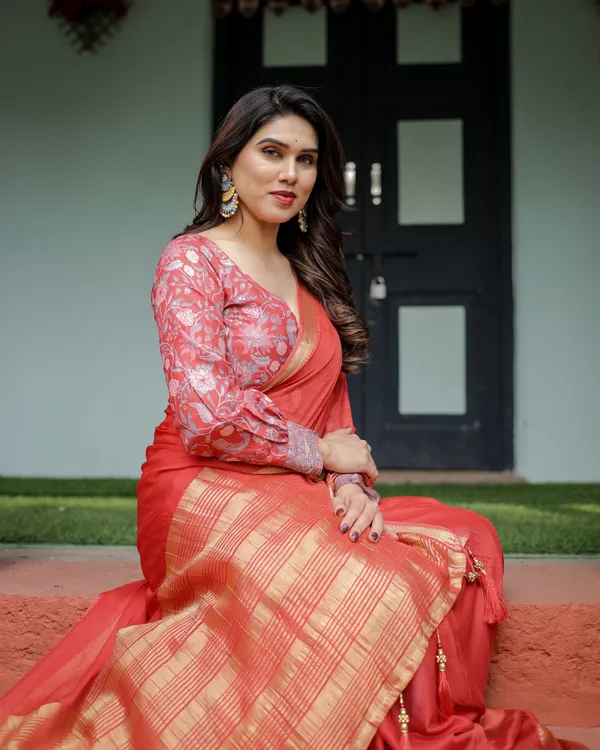 Fiery_Red_Plain_Chiffon_Saree_with_Gold_Zari_Border,_Full-Sleeve_Floral_Blouse_&_Tassel_Detailing