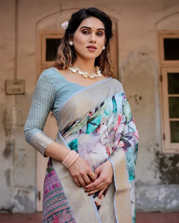 Graceful_Floral_Digital_Print_Saree_with_Gold_Paisley_Border_and_Multicolor_Pallu