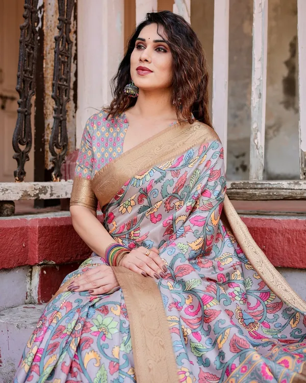 Exquisite_Gray_Floral_Digital_Print_Saree_with_Golden_Border_and_Ornamental_Pallu