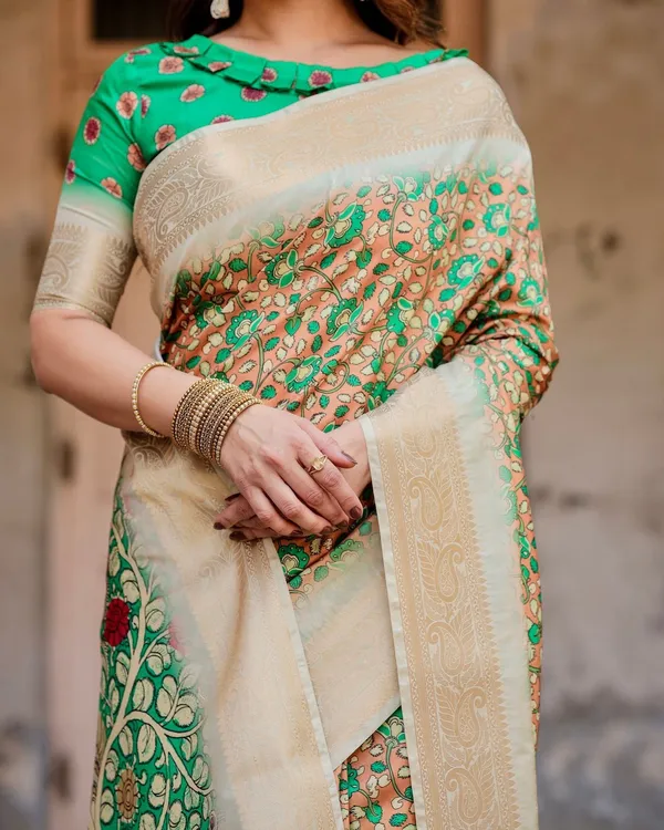 Emerald_Green_and_Gold_Tussar_Silk_Saree_with_Floral_and_Ornamental_Motifs