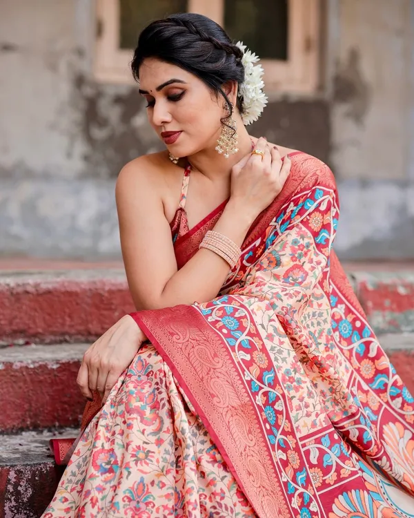 Beige_and_Coral_Tussar_Silk_Saree_with_Intricate_Floral_Prints_and_Artistic_Pallu