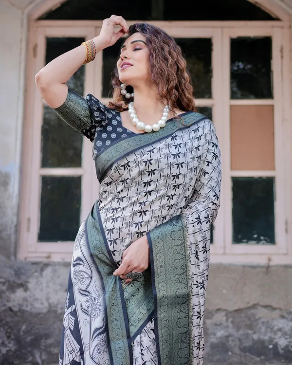 Monochrome_White_and_Black_Tussar_Silk_Saree_with_Tribal_Art_Motifs_and_Zari_Border