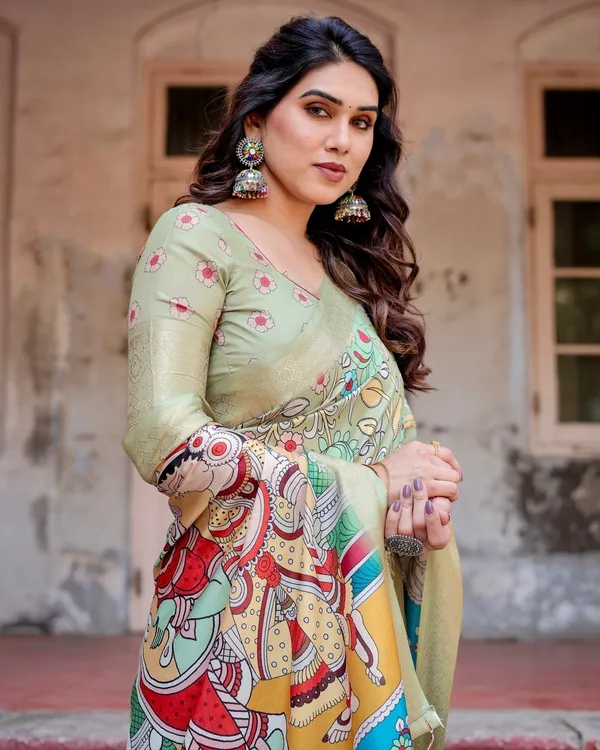 Pastel_Green_Tussar_Silk_Saree_with_Mythological_Kalamkari_Pallu_and_Zari_Border