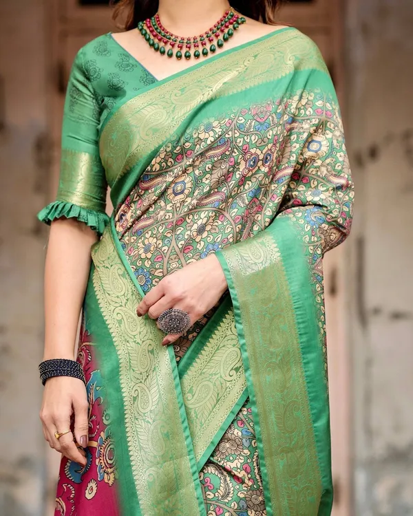 Emerald_Green_&_Magenta_Tussar_Silk_Saree_with_Zari_Weave_and_Tassel_Finish
