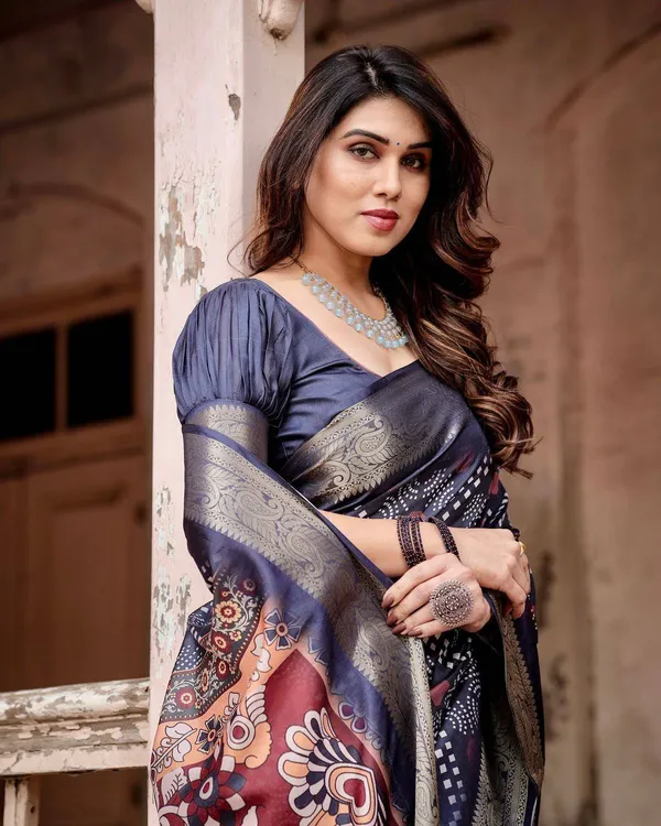 Navy_Blue_Tussar_Silk_Saree_with_Geometric_Patterns,_Zari_Border,_and_Vibrant_Pallu