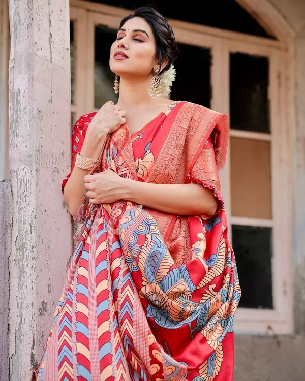 Vibrant_Red_Tussar_Silk_Saree_with_Bold_Floral_Motifs_and_Chevron_Patterned_Pallu