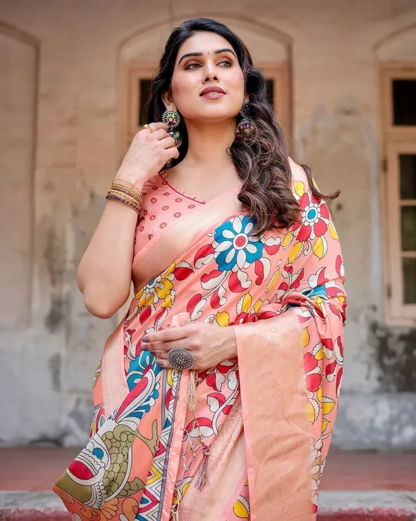 Peach_Tussar_Silk_Saree_with_Vibrant_Floral_Kalamkari_and_Zari_Highlights