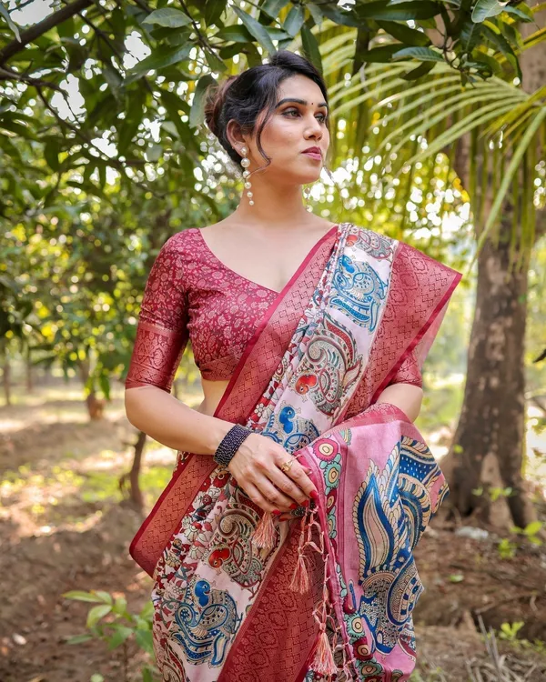 Blush_Pink_Digital_Print_Tussar_Silk_Saree_with_Zari_Border_and_Peacock_Motif_Pallu