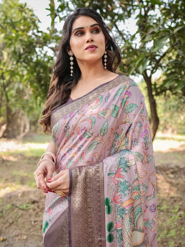 Lilac_and_Purple_Digital_Print_Tussar_Silk_Saree_with_Zari_Diamond_Border_and_Lotus_Motif_Pallu