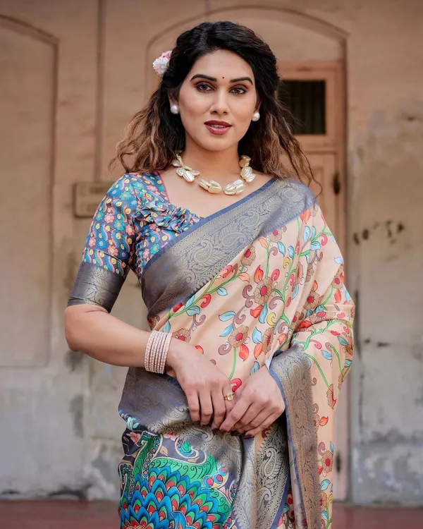Peach_and_Navy_Blue_Floral_Saree_with_Vibrant_Peacock_Pallu_and_Tassel_Detailing