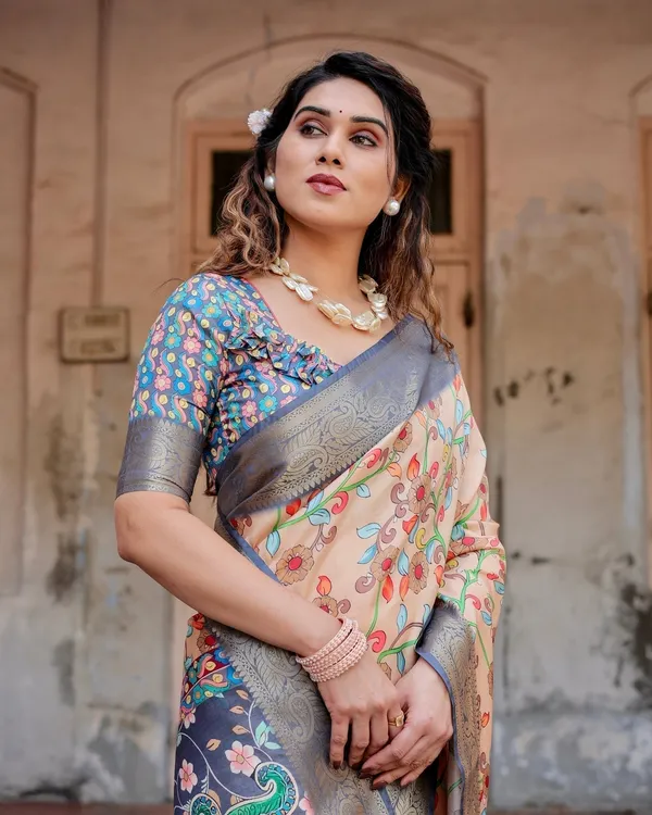 Peach_and_Navy_Blue_Floral_Saree_with_Vibrant_Peacock_Pallu_and_Tassel_Detailing