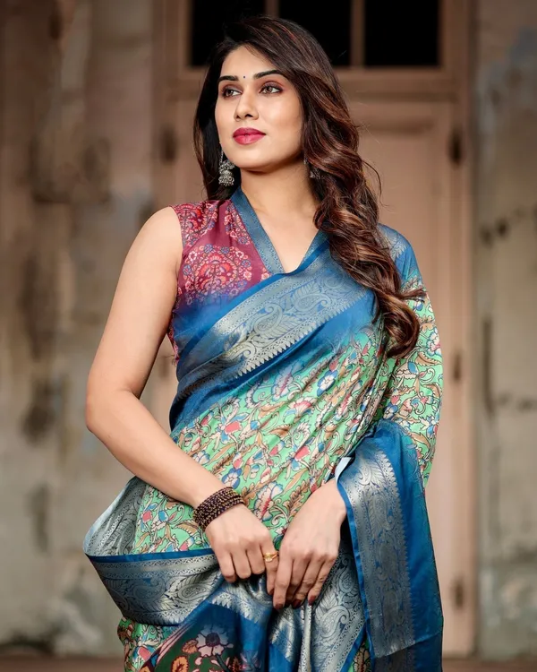 Majestic_Blue_and_Green_Digital_Print_Saree_with_Intricate_Floral_Motifs_and_Contrasting_Pallu
